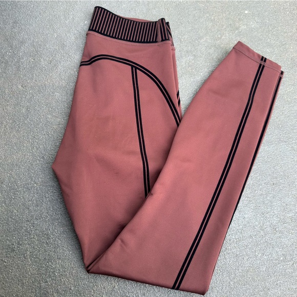 Alo airlift high mars clay legging XS - Picture 7 of 8